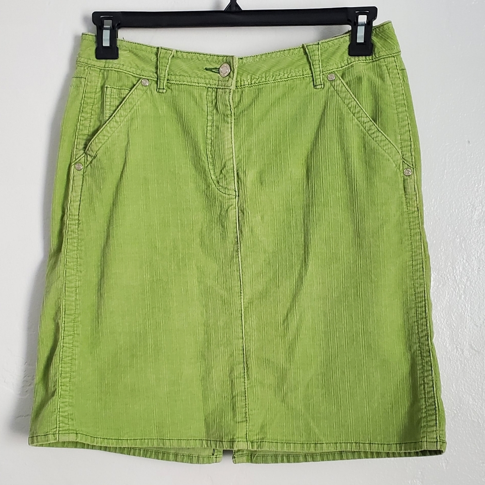 Corduroy skirt